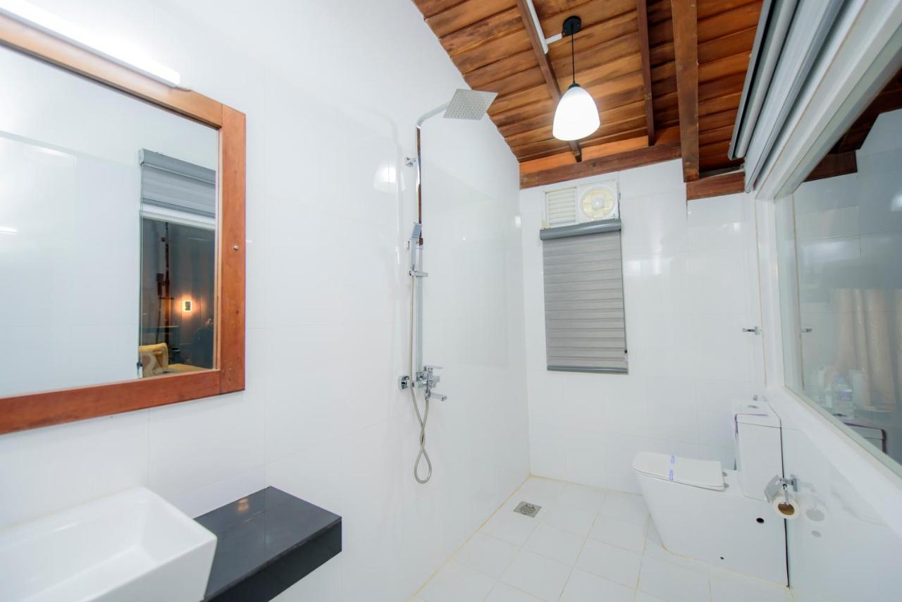 Sevonra Hotel Unawatuna Bagian luar foto
