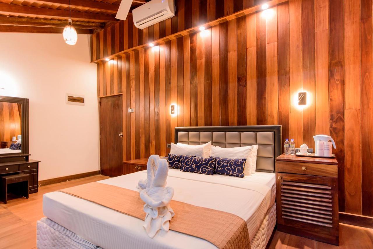 Sevonra Hotel Unawatuna Bagian luar foto