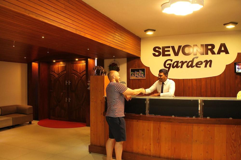 Sevonra Hotel Unawatuna Bagian luar foto